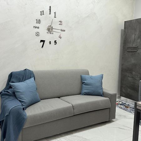 Appartamento Vesuvius House Napoli Esterno foto