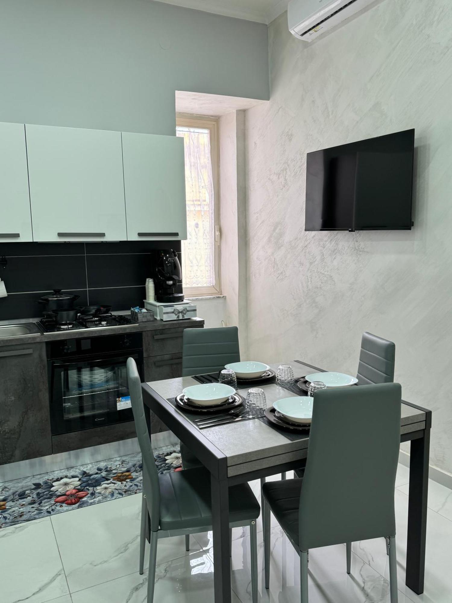 Appartamento Vesuvius House Napoli Esterno foto
